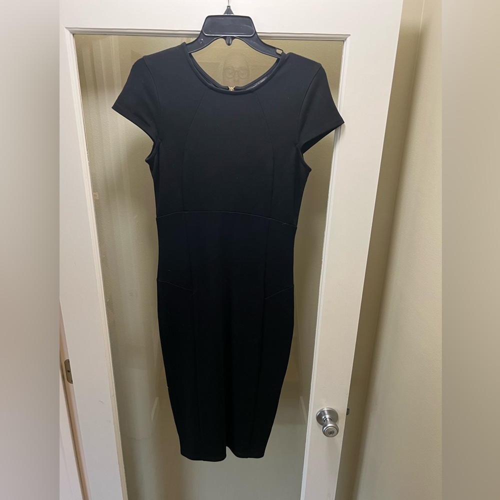 FELICITY COCO Dress Midi Zip Back Knit Ward Seamed Pencil Cap Sleeve Black M